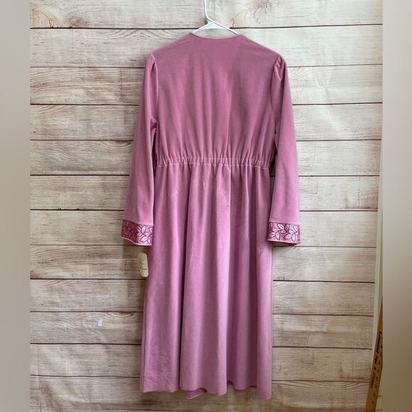 VINTAGE NEW WITH‎ TAGS VANITY FAIR SHEVELVA ROBE - Picture 8 of 8